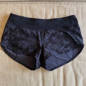 Lululemon SpeedUp Shorts 2.5"